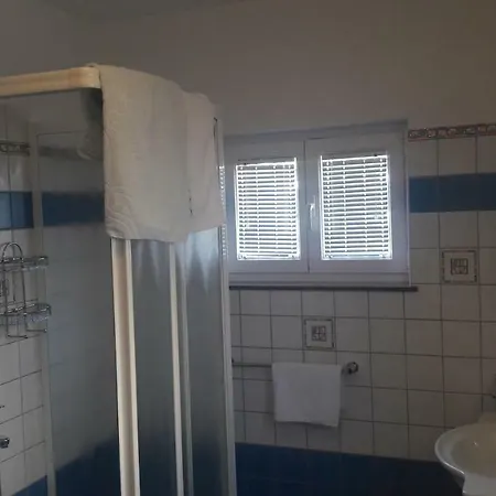 Apartamento Garden Pinezići