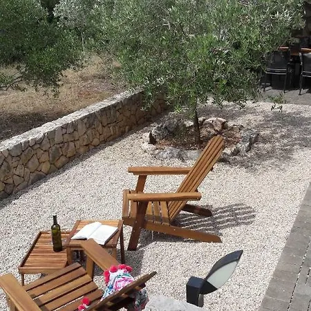 Garden Apartment Pinezići