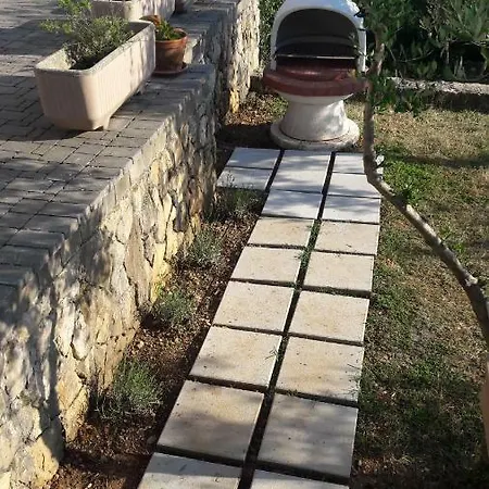 Garden * Pinezici (Krk)